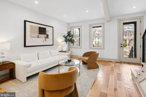 1613 Capitol St, Washington DC  20003-1620 exterior