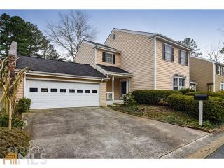 4549 Village Oaks Way, Atlanta, GA 30338-5711