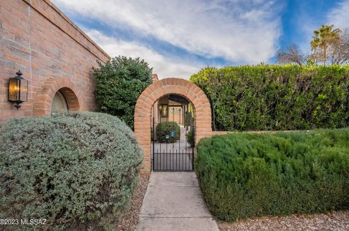 4711 Avenida Ronca, Tucson, AZ 85750-6323