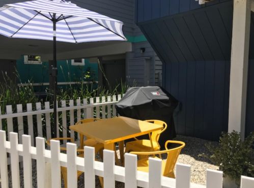 109 Cherry Ave, Capitola CA 95010-3340 exterior