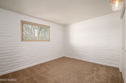 1010 Del Valle Ave, Tucson AZ  85711-5241 exterior