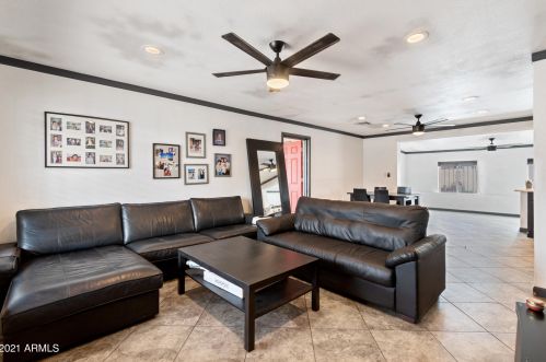 2223 50th Ln, Phoenix, AZ 85035-3914