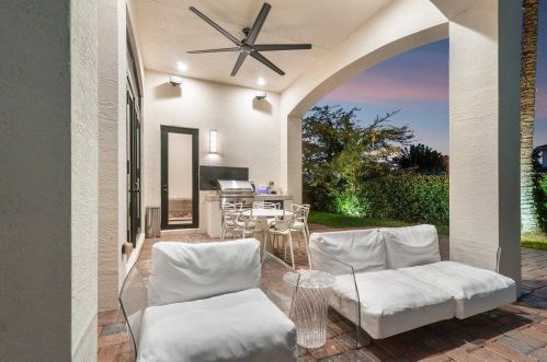 17894 Monte Vis Dr, Boca Raton FL 33496-1057 exterior