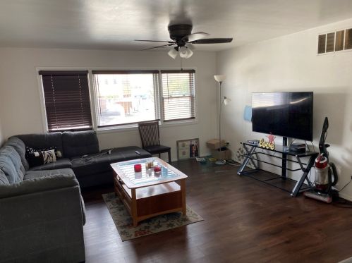 15000 Dorchester Ave, Dolton IL 60419-2954 exterior