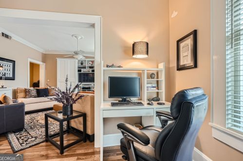 124 Lafayette Dr, Atlanta GA 30309-3345 exterior