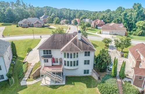 5239 Barrington Trce Dr, Atlanta GA 30331-9110 exterior