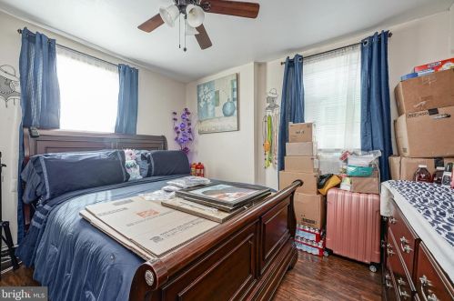 6327 Glenloch St, Philadelphia PA  19135-3203 exterior