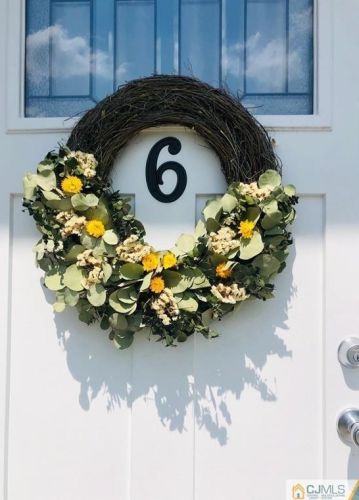 6 Kim Ct, Old Bridge, NJ 08857-3405