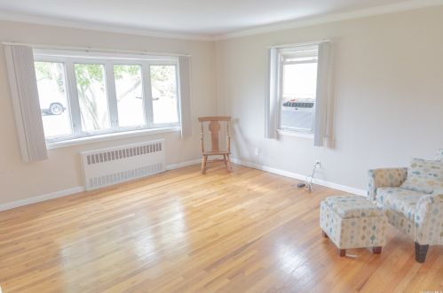 148 Foster Blvd, Babylon NY 11702-1517 exterior