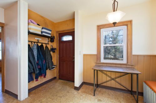 1150 Delaware Ave, Saint Paul MN 55118-2062 exterior