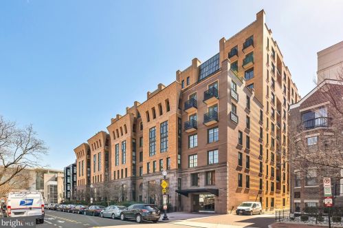 910 M St, Washington DC  20001-6313 exterior