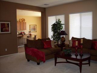 3250 Nash Way, Chandler AZ  85249-2964 exterior