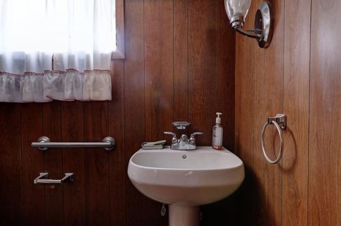 100 Beaufort St, Providence RI  02908-4435 exterior