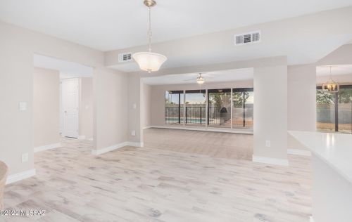 2602 Bonanza Ave, Tucson AZ 85748-3322 exterior