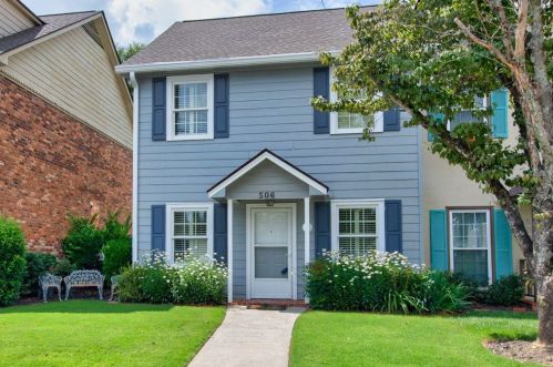 506 Forrest Ave, Gainesville, GA 30501-3204