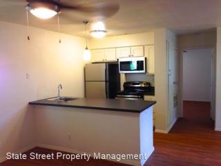 1117 Hollow Creek Dr, Austin TX  78704-8818 exterior