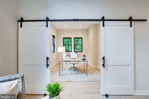 4913 Sherier Pl, Washington DC  20016-3319 exterior