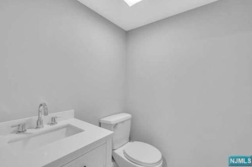 78 Central Ave, Demarest NJ  07627-1711 exterior