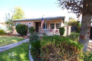 2616 17th St, Bakersfield, CA 93301-3308