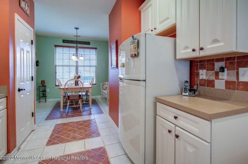 7 Cromwell Ln, Jackson Twp NJ 08527-4687 exterior