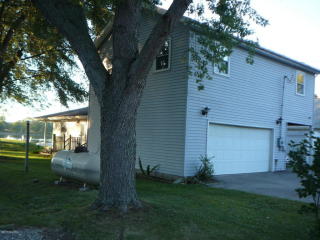 490 Pinecrest Dr, Coldwater, MI 49036-7757