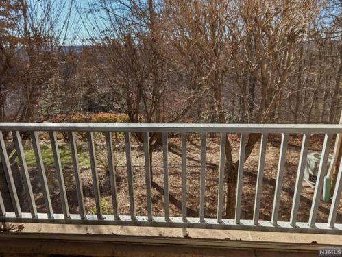 3115 Franklin Ln, Rockaway NJ 07866-5818 exterior