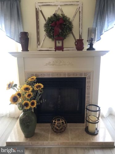 9 Amberwood Way, Lewes DE 19958-9467 exterior