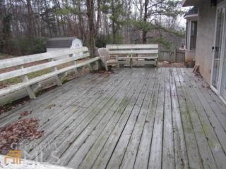 3755 High Point Ln, Atlanta GA  30331-7906 exterior