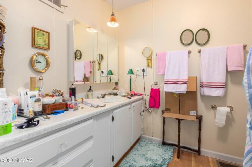 6024 Rafter Circle St, Tucson AZ  85713-4365 exterior