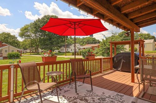 1201 Allaire Ave, Monaca PA 15061-1099 exterior