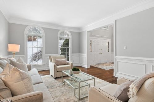 46 Morgan Dr, Sparta NJ 07871-3567 exterior