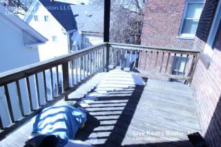 14 Barrows St, Boston MA  02134-2408 exterior