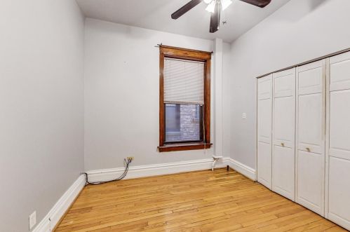 4053 Greenview Ave, Chicago IL 60626-4217 exterior