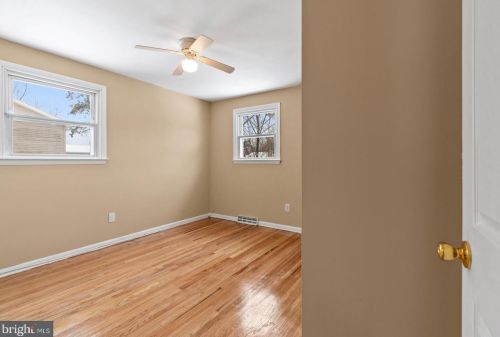 204 Blackfoot Trl, Browns Mills NJ 08015-6213 exterior