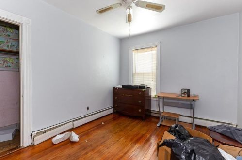 12 Humes St, Providence RI 02907-3203 exterior