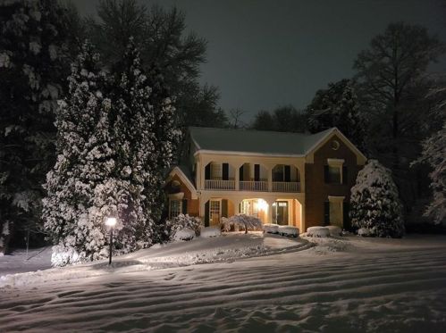 1505 Candlewood Dr, Pittsburgh PA 15241-2907 exterior