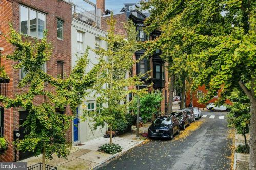 1940 Delancey Pl, Philadelphia PA 19103-6612 exterior