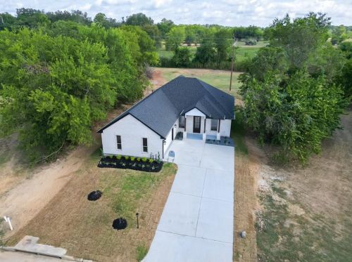 146 Bermuda Cir, Montgomery TX 77356-8205 exterior