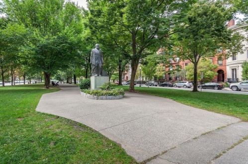 291 Commonwealth Ave, Boston MA exterior