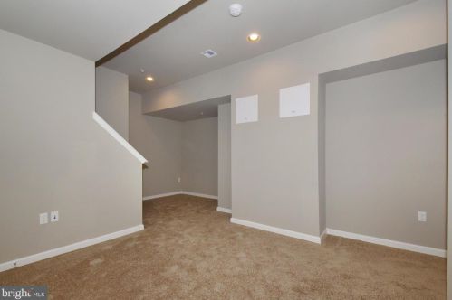 160 High Pointe Dr, Hummelstown PA  17036 exterior