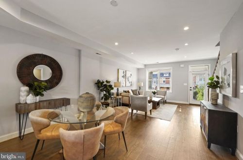 1268 Owen Pl, Washington DC 20002-2808 exterior