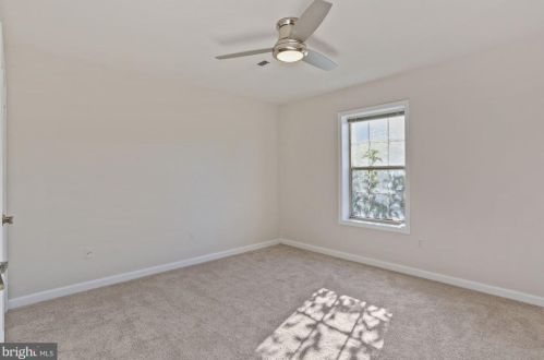 1454 Mclean Mews Ct, Mc Lean VA  22101-3824 exterior