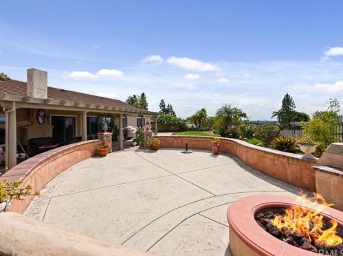 2416 Camino Del Sol, Fullerton CA 92833-1324 exterior