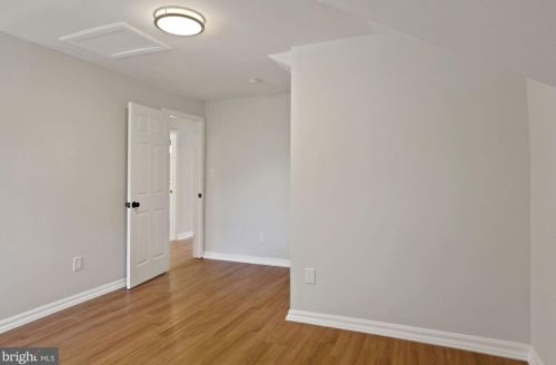 6511 Kansas Ln, Silver Spring MD  20912-4719 exterior