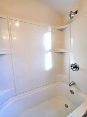 26 Lenox Ave, Norwalk CT 06854-4024 exterior