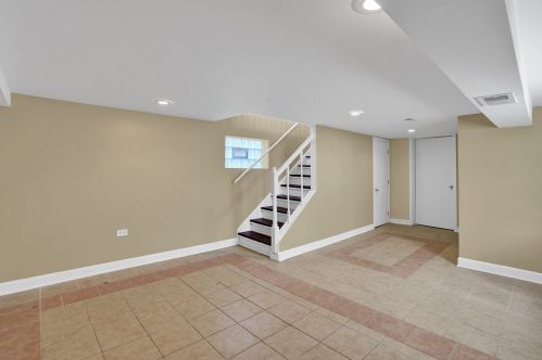 353 124 St, Chicago IL 60628-7214 exterior