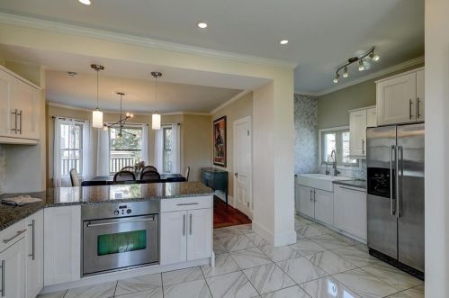 61 Arlington Ave, Providence RI 02906-2443 exterior