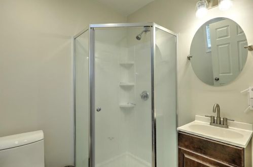 252 Admiral St, Providence RI 02908-1350 exterior