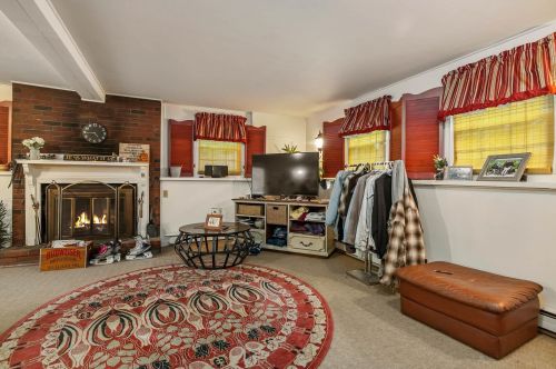 11 French Cross Rd, Dover NH 03823-7708 exterior