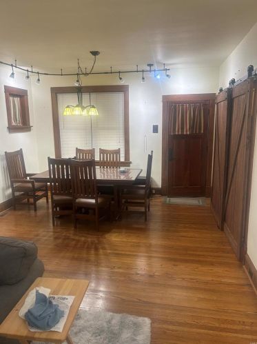 4939 Robert Ave, Saint Louis MO 63109-3861 exterior